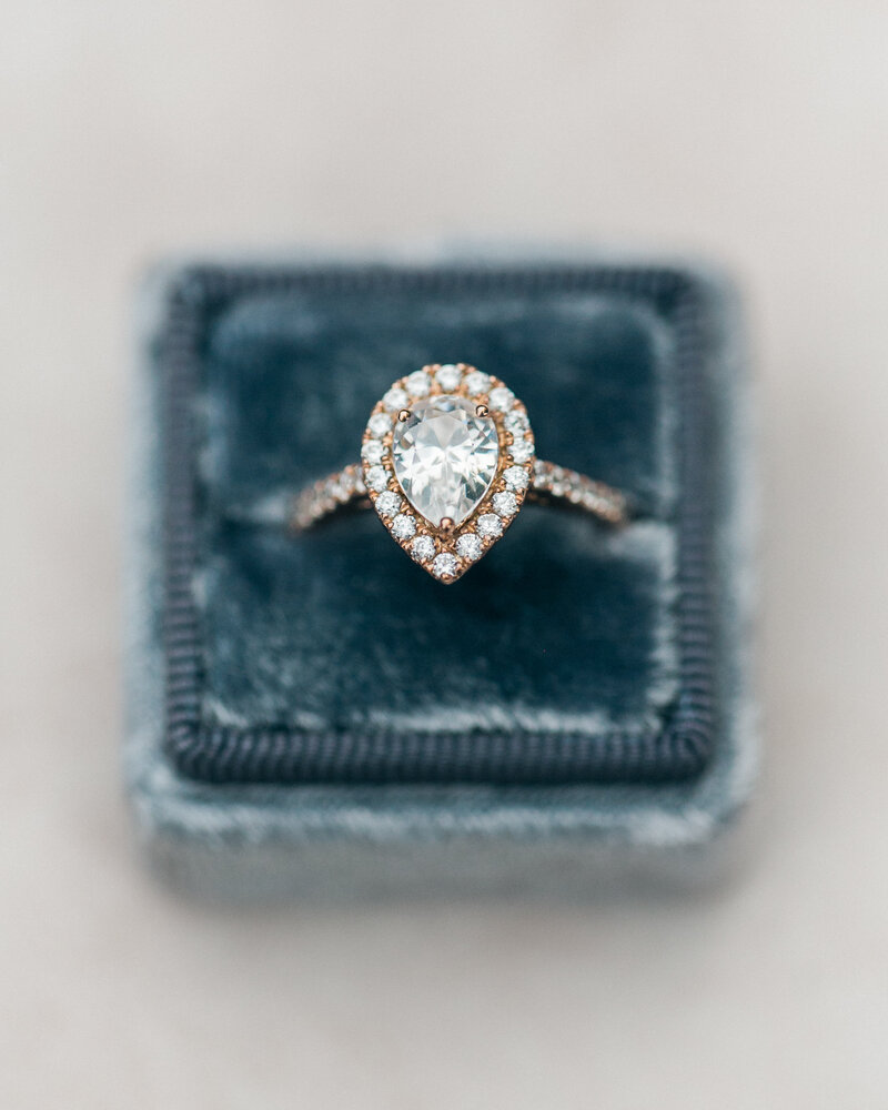royal-blue-ring-box-wedding-inspiration-Stephanie-Brauer