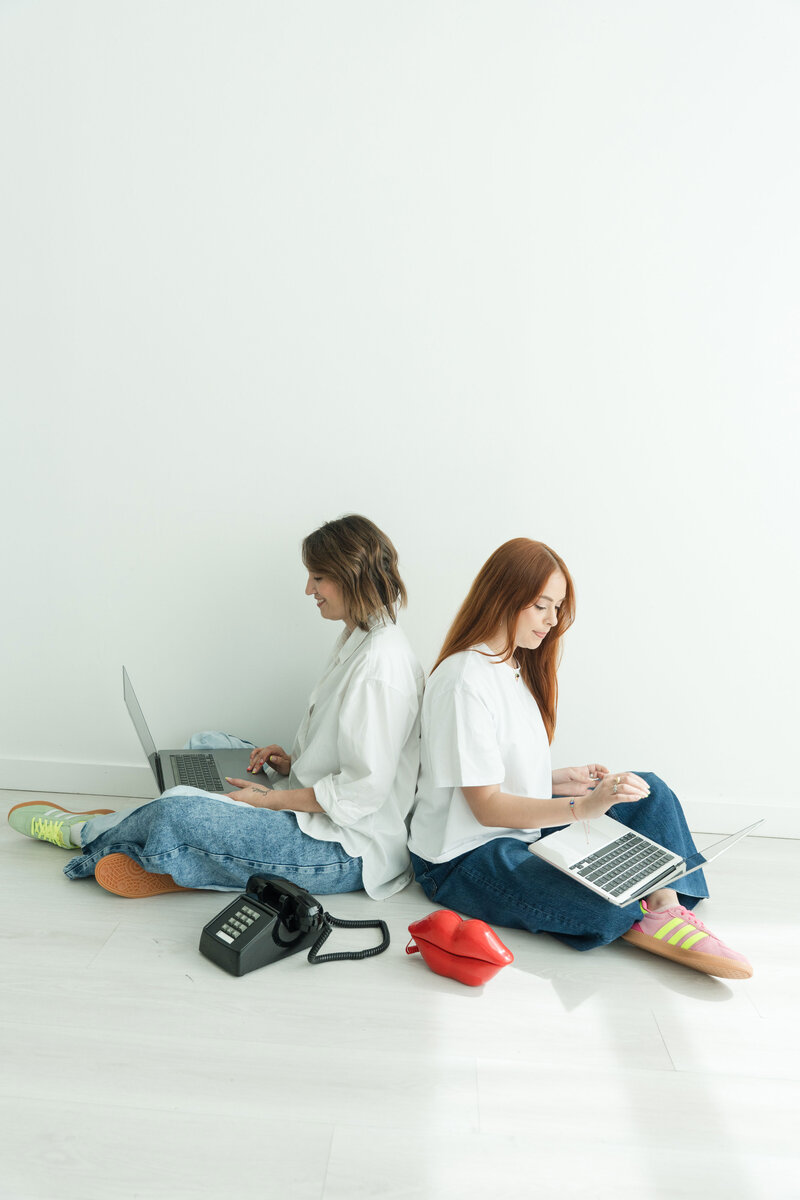 Founder-focused visibility service The Spotlight SEO Audit by Hola Luz Creative for improving website traffic and online discoverability.