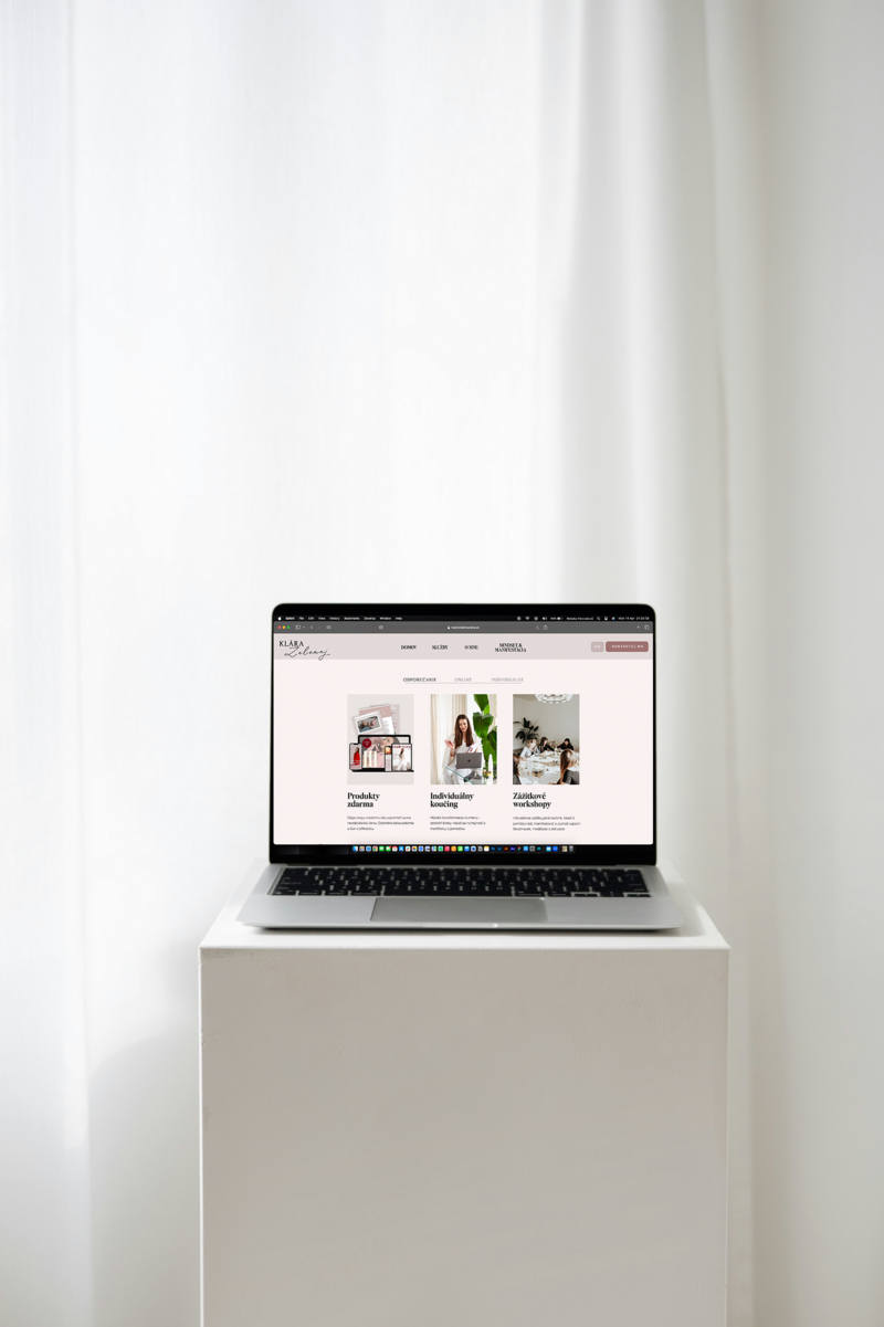 Notebook mockup 5