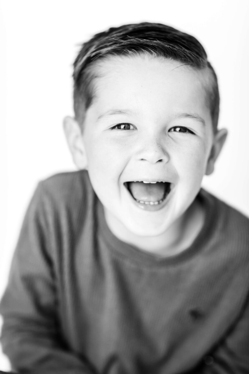 Finn - B&W-23