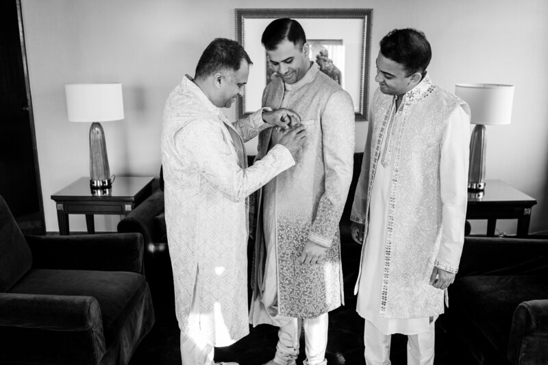 The-Drake-Hotel-Chicago-Indian-Hindu-Wedding_488