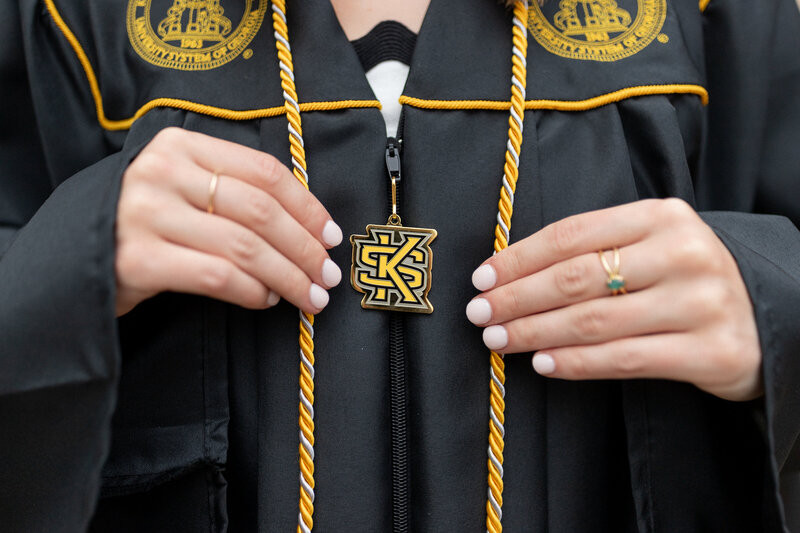 gingerandblu-liv-graduation-2024-25