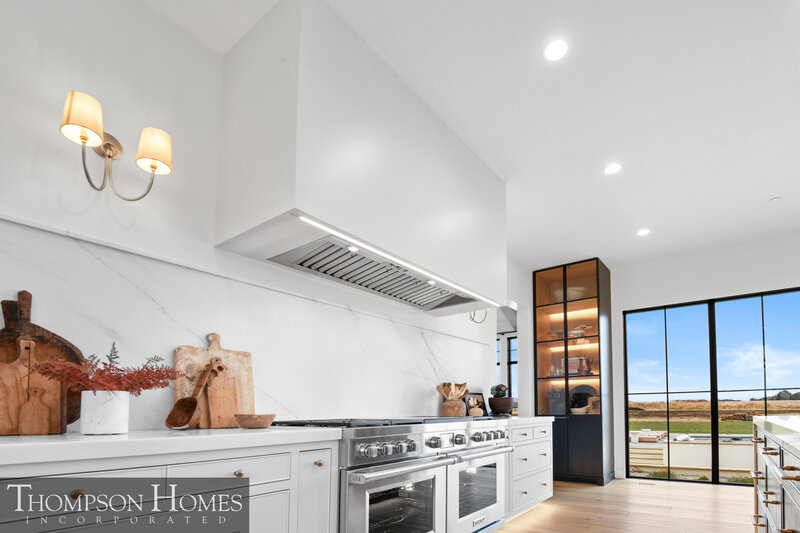 Thompson-Homes-Chateau-Moderne-Meridian-Custom-Home-Builder-114