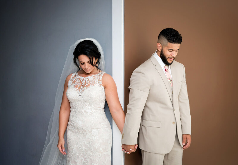 First-Look_Harrisburg-Hershey-Lancaster-Wedding-Photographer_Photography-by-Erin-Leigh_0001
