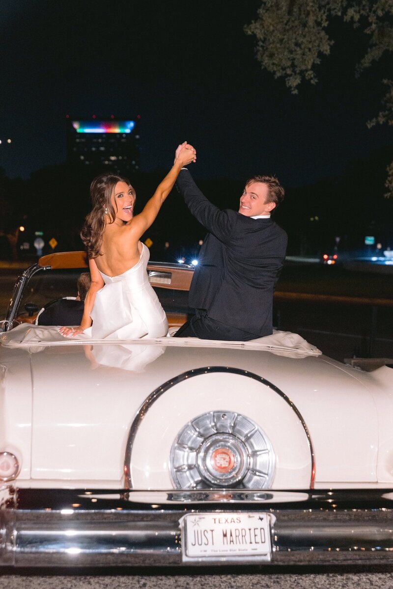 Classic & passionate Jewish Wedding at the Houstonian Club, Houston, Texas | Paige & Harrison