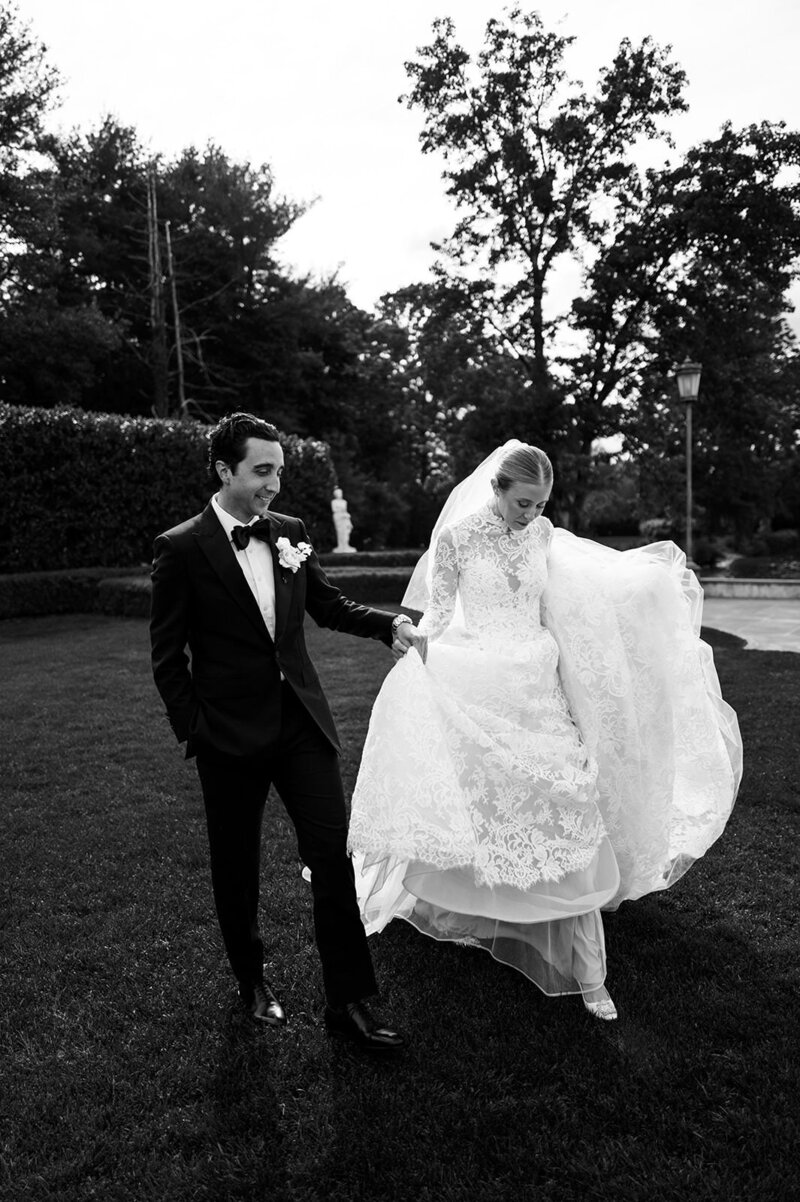 New Jersey wedding photography at Park Chateau Estate and Gardens.