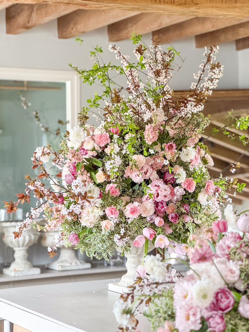 decoration-florale-mariage-luxe-domaine-de-primard-destination-wedding