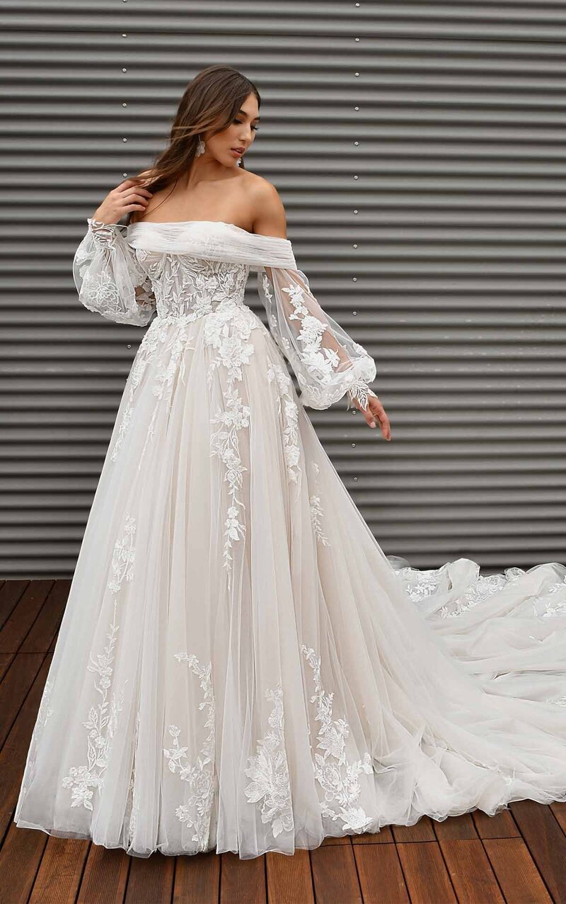 Nunziata Bridal Boutique - Sarnia, Ontario - Martina Liana 1413-7
