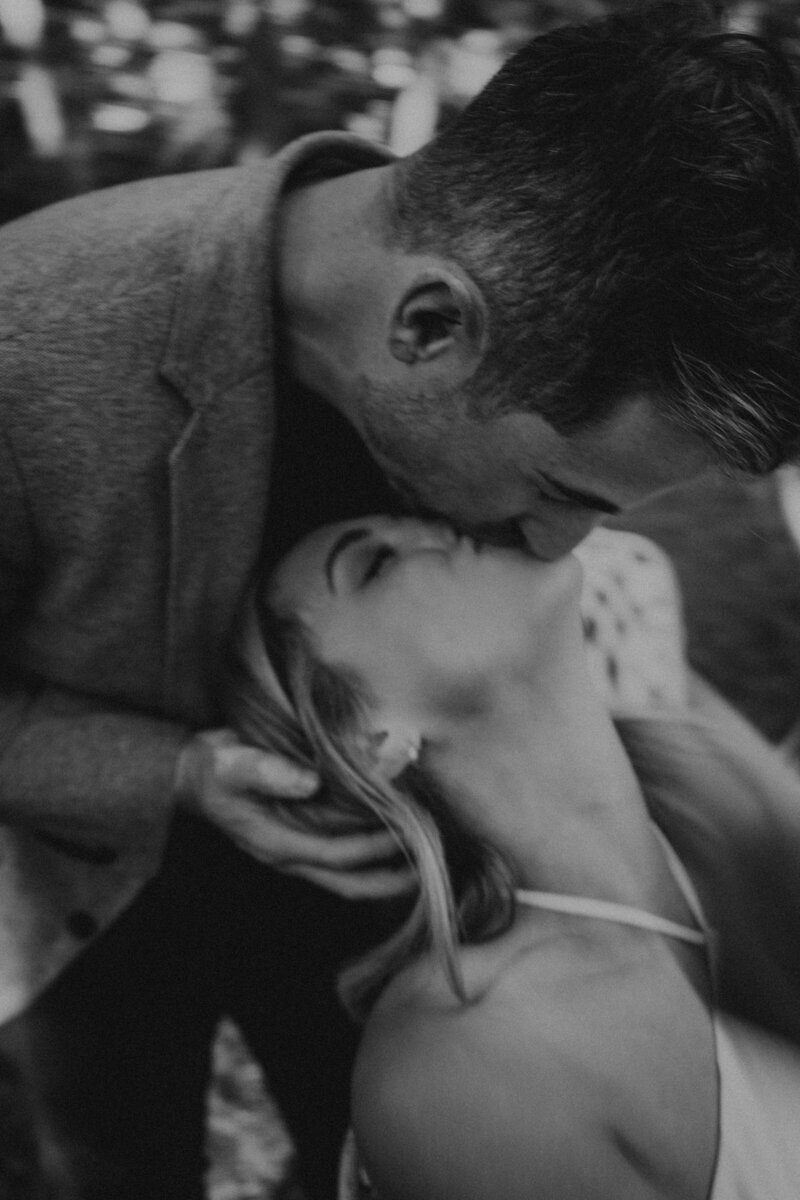 Pittsburgh couples photographer capturing engagement photography during Pennsylvania romantic engagement session with intimate couple portraits and authentic couple connection.