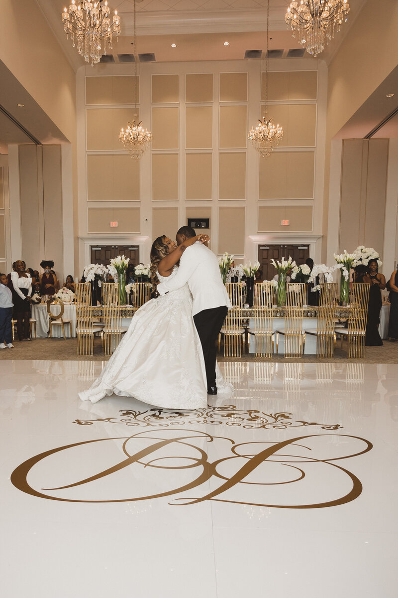 Swank Soiree Dallas Wedding Planner Jamie and Dwayne at The Bowden Wedding Venue - First Dance
