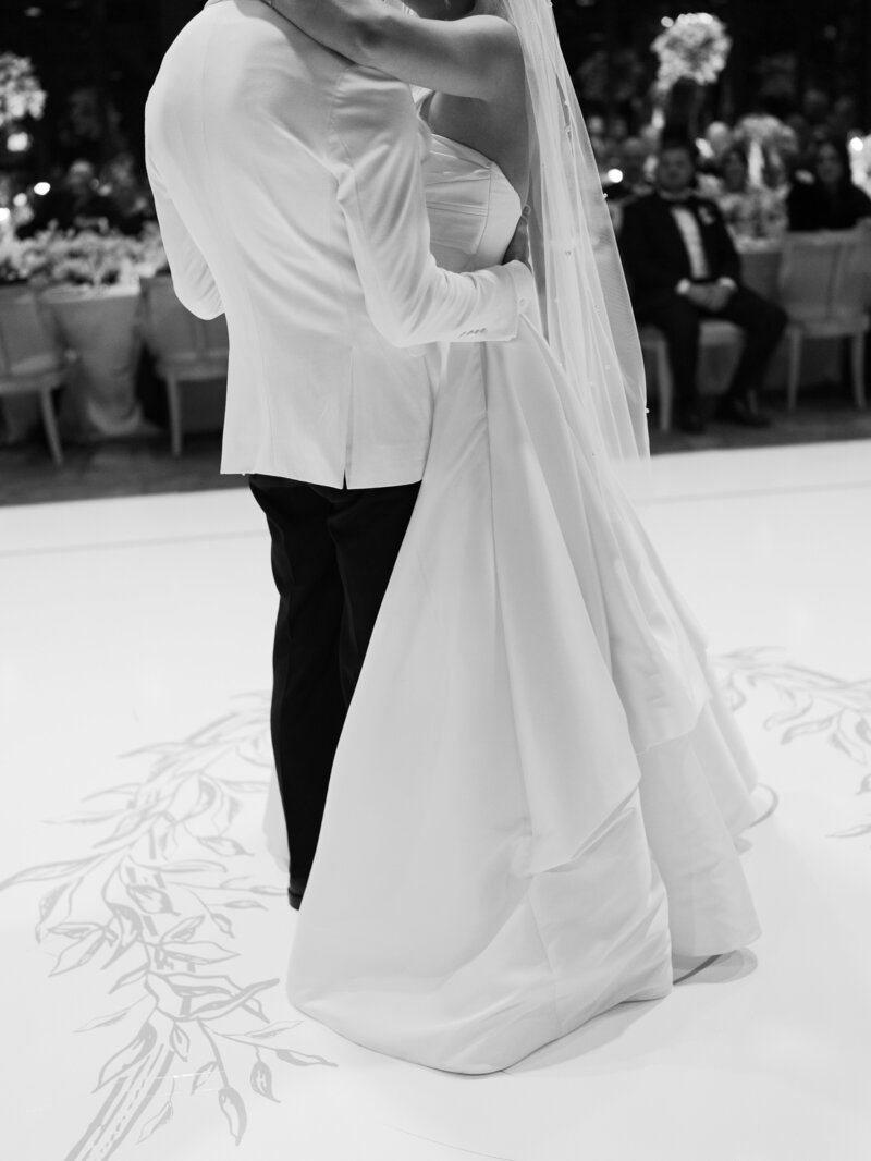 Gabie and Brad _ Old Edwards Inn _ Katie York1122