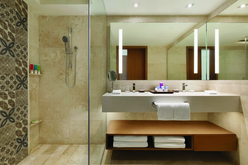 Hyatt-Ziva-Cancun-Ocean-View-King-Bathroom