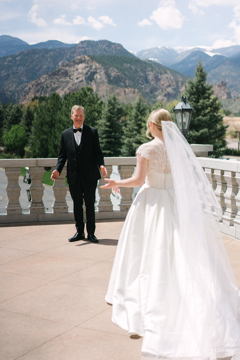 The_Broadmoor_Spring_Wedding_0036