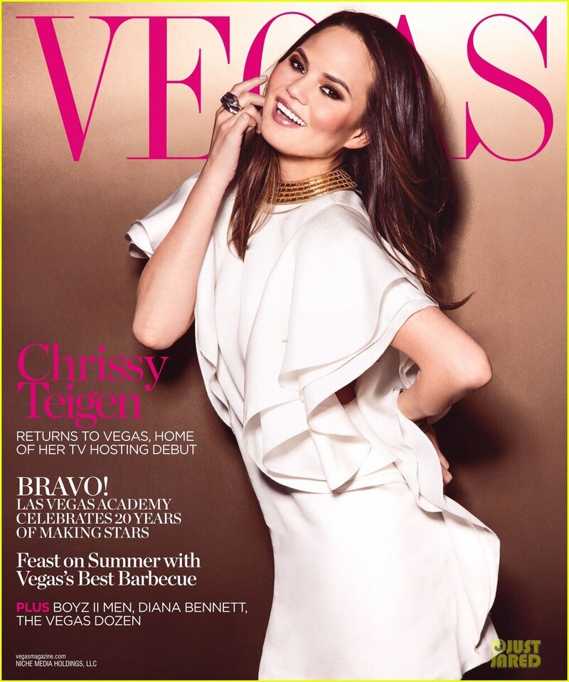 chrissy-teigen-covers-vegas-magazine-summer-2013-04