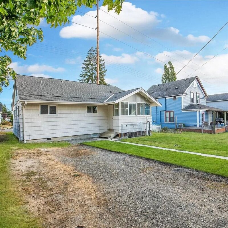 435 E 64th Street, Tacoma, WA 98404 (2)
