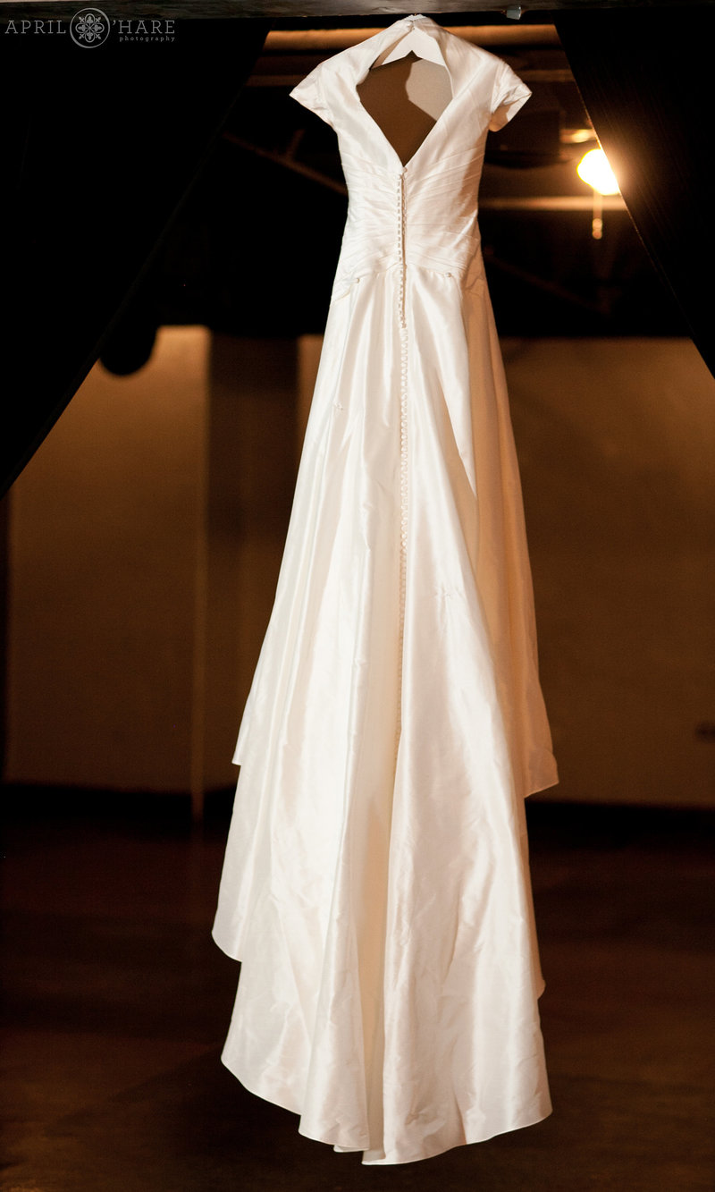 Little-White-Dress-Shop-Justin-Alexander-Bridal-Gown-April-O'Hare-Photography-Denver-CO-15