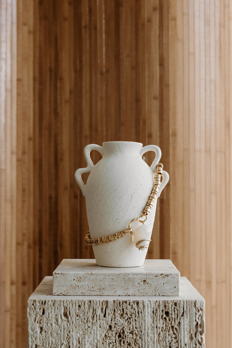 kaboompics_elegant-jewelry-and-decor-necklaces-bracelets-and-vases-free-stock-photo-collection-35799