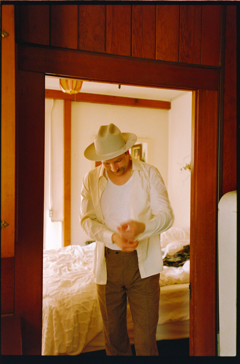 Wedding photo film candid documentary portland oregon seattle california groom