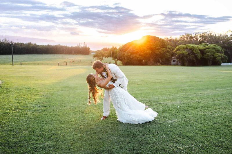 north-shore-oahu-hawaii-destination-surf-wedding-d-j-2024183514-1581