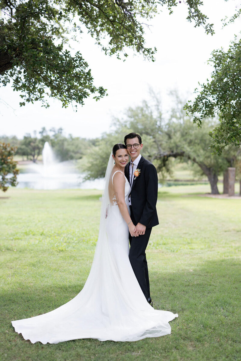Kristen-and-Brandon-July-2023-Wedding-at-Dripping-Springs-texas-Wedding-Venue-11