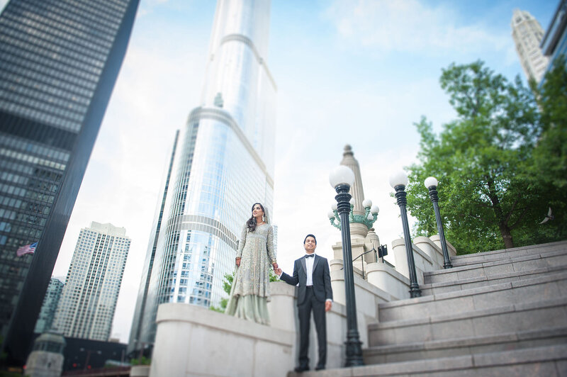 Chicago Wedding Photo at Wrigley Building