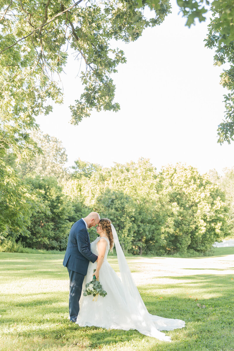 The Miller’s wedding in Benton, KY was a stunning celebration filled with love, joy, and timeless elegance. Explore beautiful wedding photos capturing every special moment.