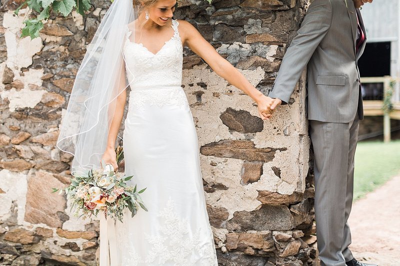 045_Tansy-Hill-Farms_Outdoor_Wedding-James-Stokes-Photography