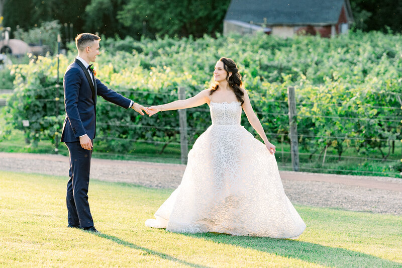 Grand Cascades wedding photographer at the emerald ballroom