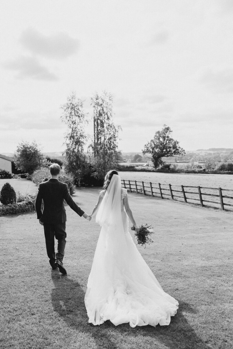 Hyde-House-Wedding-Photographer-Cotswolds-63