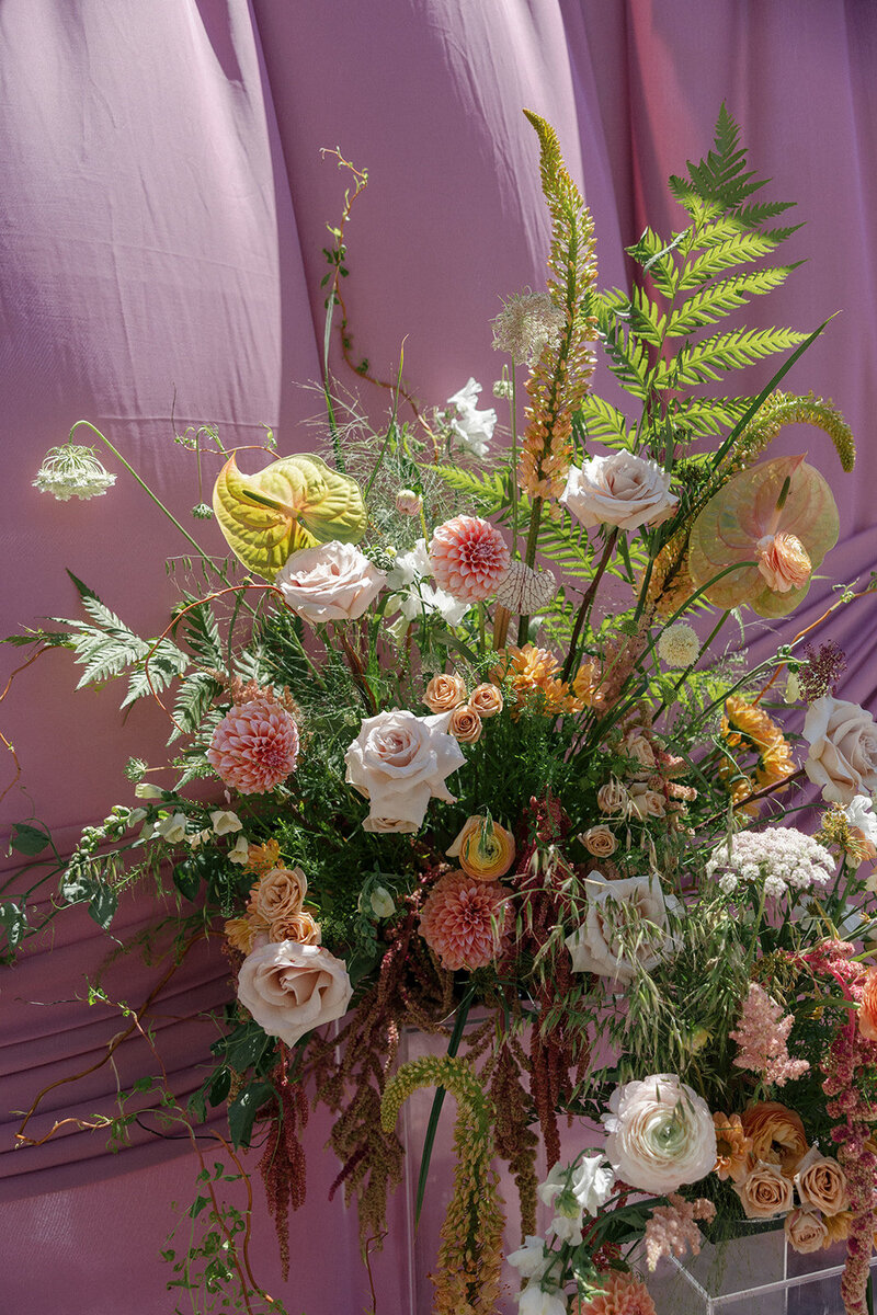 Malaya Images - 080125 Laura and Gerardo - Sneak Peeks (29 of 60)_websize