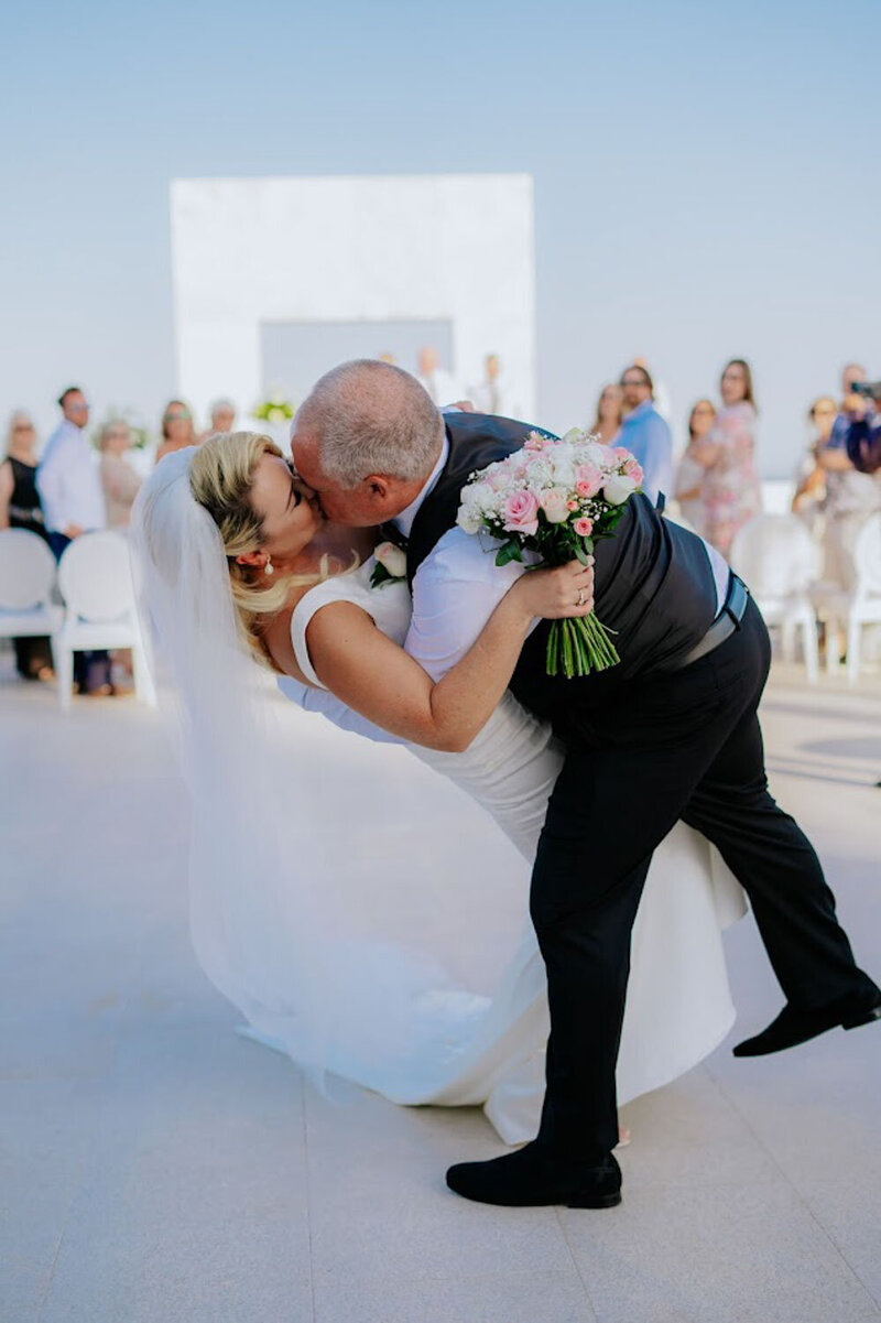 Susie-and-Vinny-Le-Blanc-Spa-Resort-Wedding-in-Los-Cabos-Mexico-4