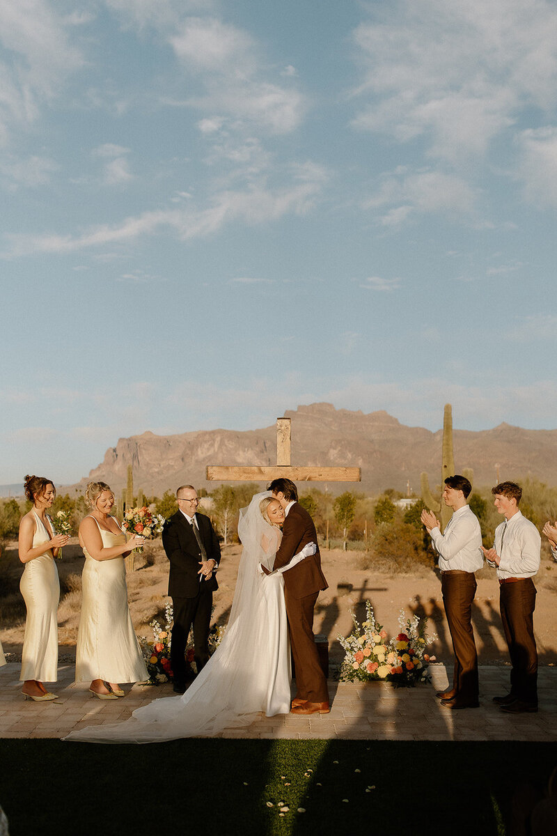 jami-oliver-wedding-preview-taylorraephotofilm-114