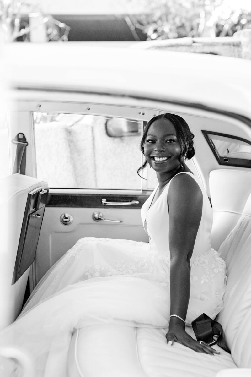 2. InquirewithJessicaHunt_LuxuryDestinationWeddingPhotographer2