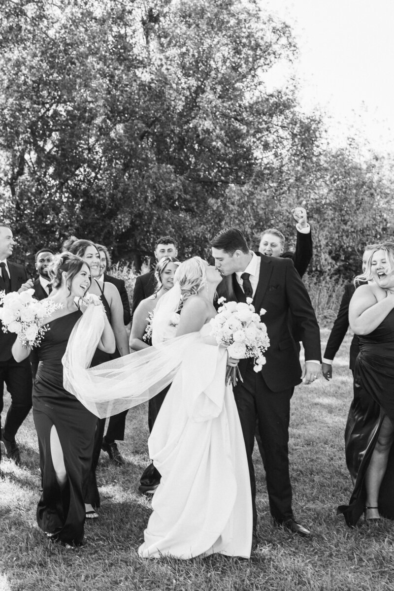 Fargo ND Wedding Photographers