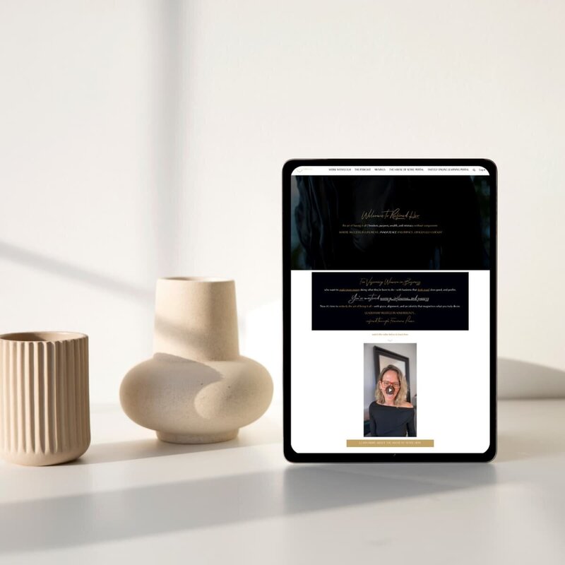 Device mockup showing Leigh Jane Woodgate’s website on apple iPad, custom website design by Rachelle Deem for business coach
