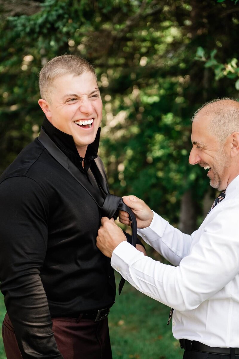 groom-dundee-resort