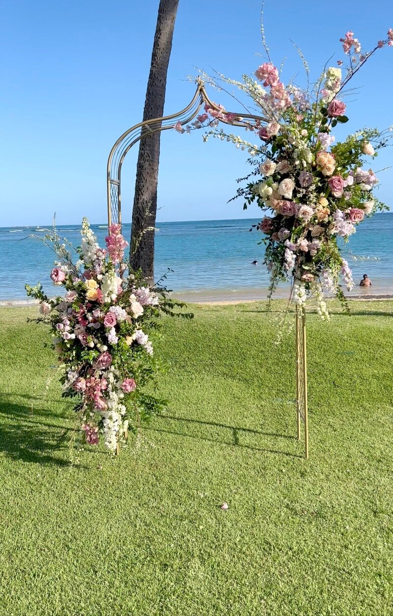 Gold Metal Ceremony Structure Hawaii Wedding Rental