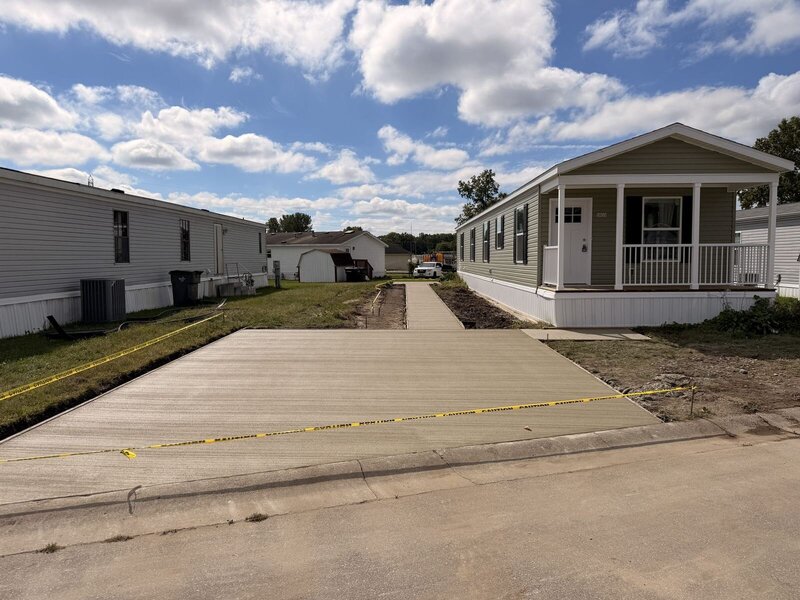 Commercial concrete parking pad in a manufactured home community in Elkhart, IN