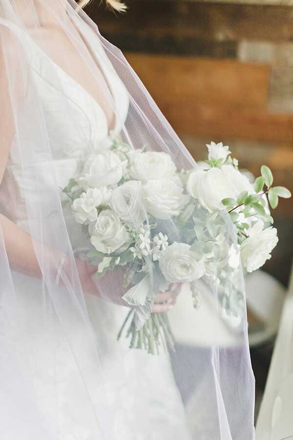 San Francisco Bay Area Wedding with white and black theme