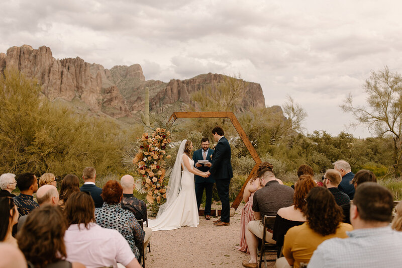 taylor-adam-wedding-preview-taylorraephotofilm-5