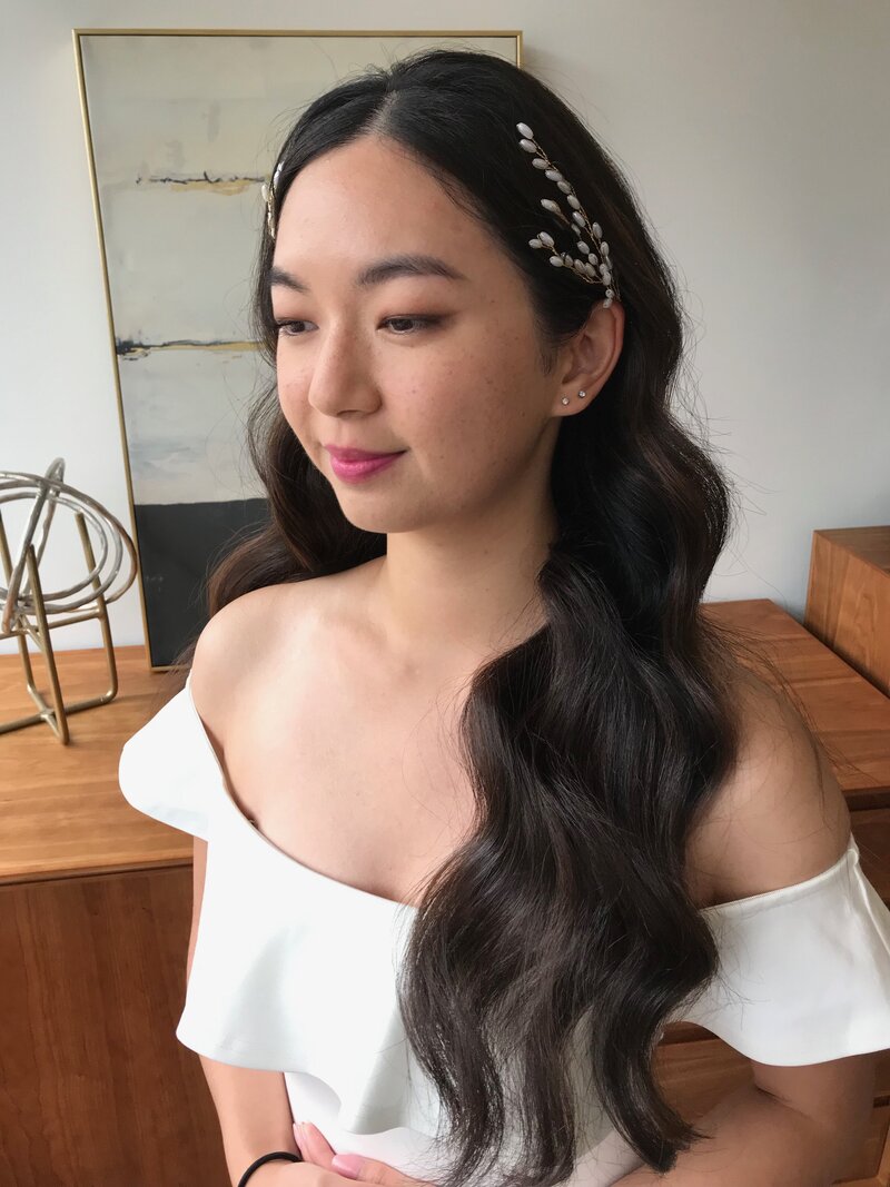 Hollywood Flatiron Waves Pearl Accessories Tonya Class August 2021 front picture