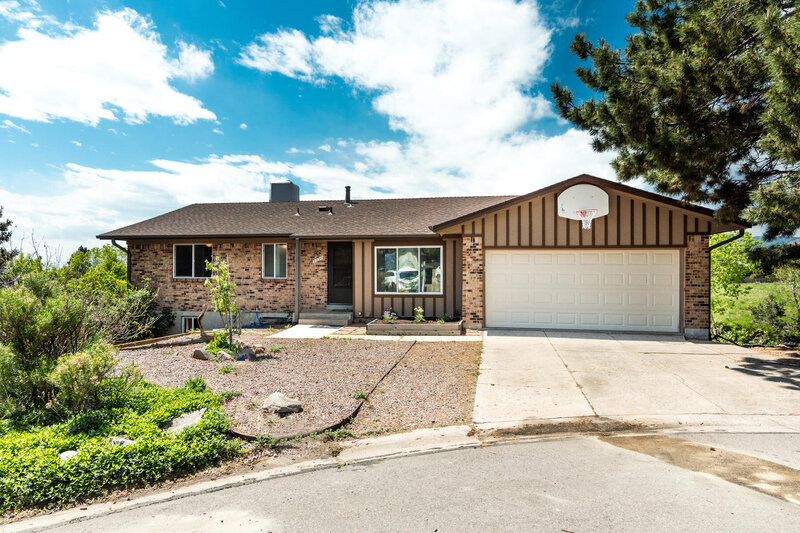 2238 S Deframe Way-002-40-Exterior-MLS_Size
