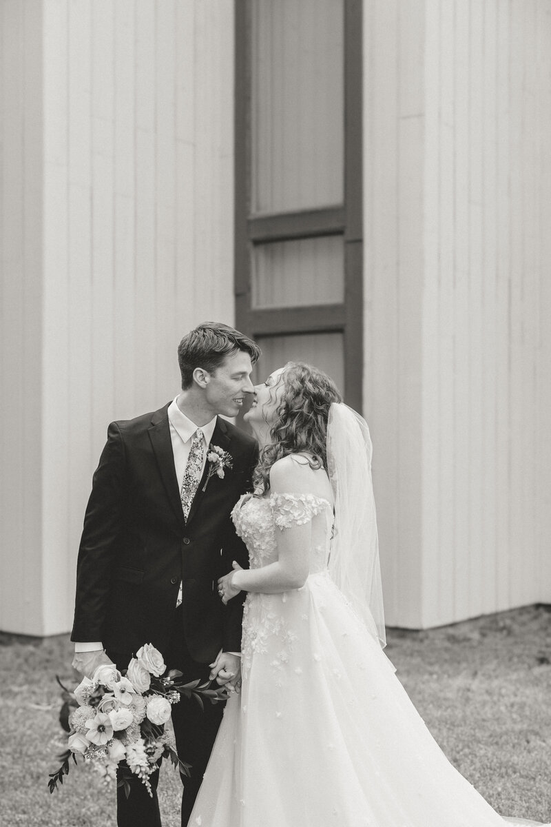 107-Nina & Noah - Final Edits - Detroit Photographer - Mariah Kasten Photo