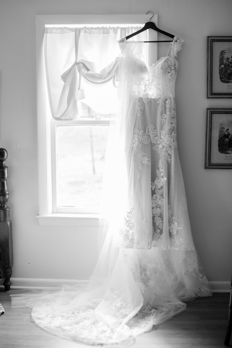 bridal details during luxury Virginia wedding day