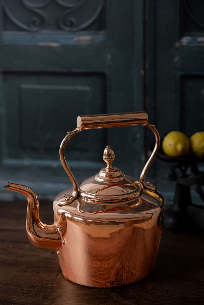 Round Tea Kettle Acorn Finial(1)