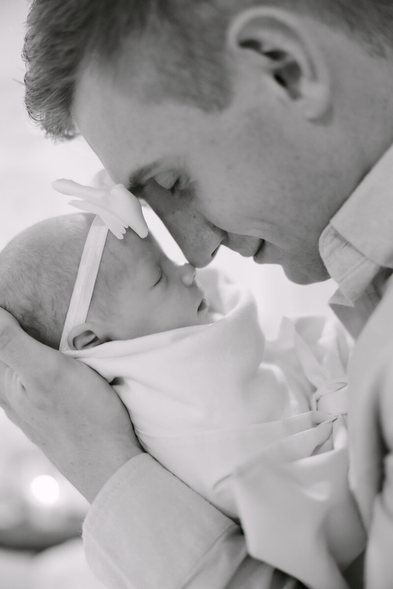 kelsee-risler-photography-new-york-newborn-photographer-in-home-buffalo-sophia-plaister-newborn-68-2