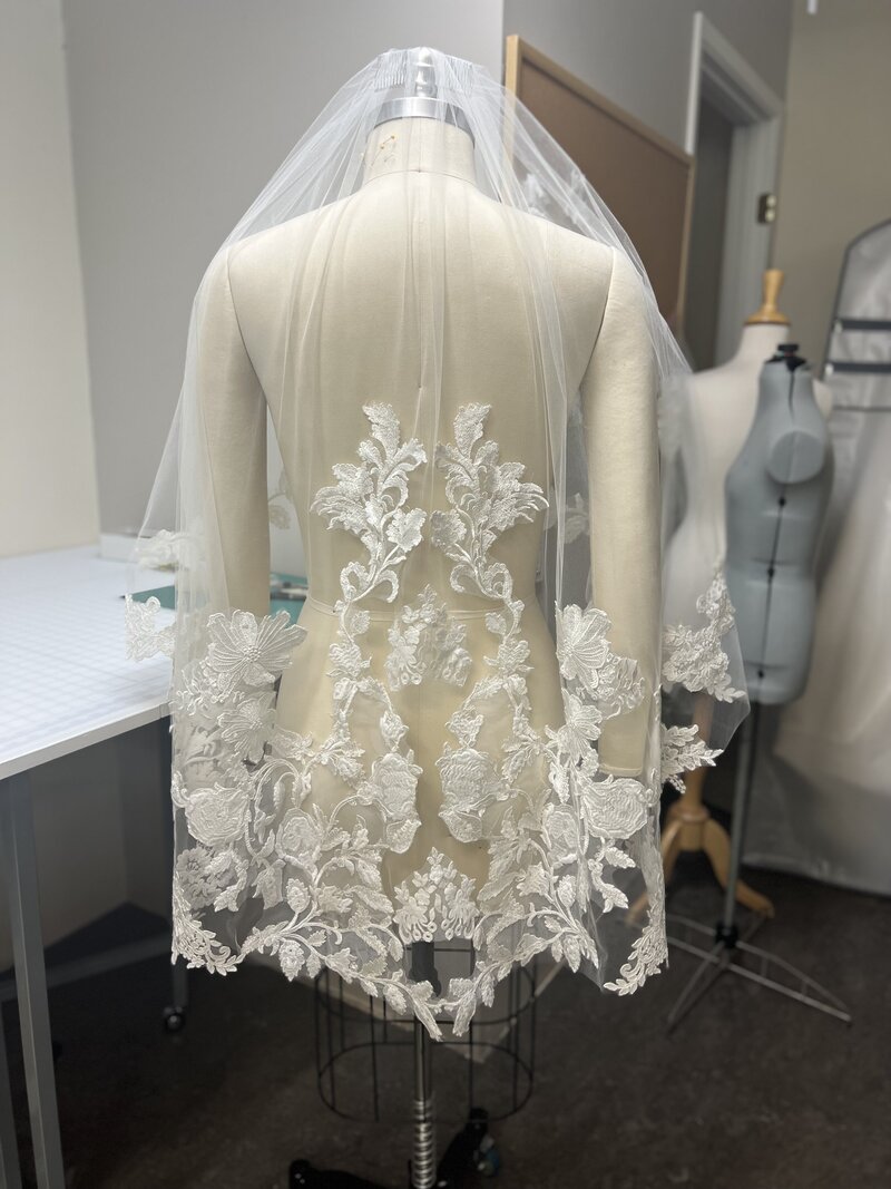 custom lace bridal veil fingertip length to match gown