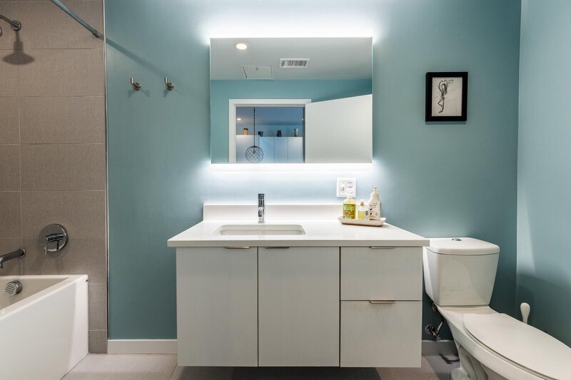 1300 N Ogden Street-020-007-Bathroom-MLS_Size