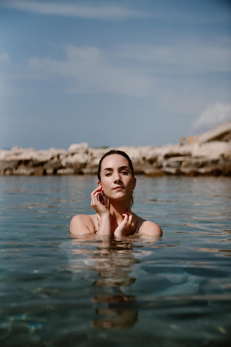 Nikki(2)-min