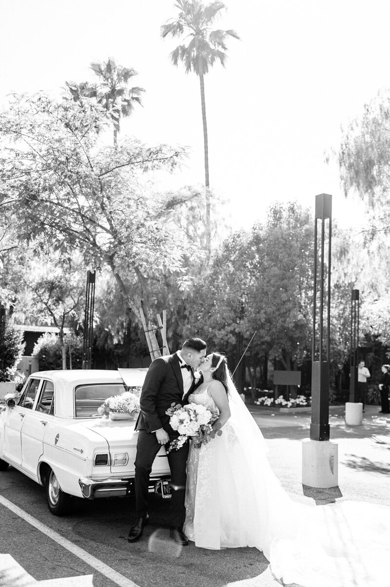 Burbank Wedding Photographer | Castaway | Los Angeles Wedding | Dusty blue and black tie | Nataly Hernandez Photography-108
